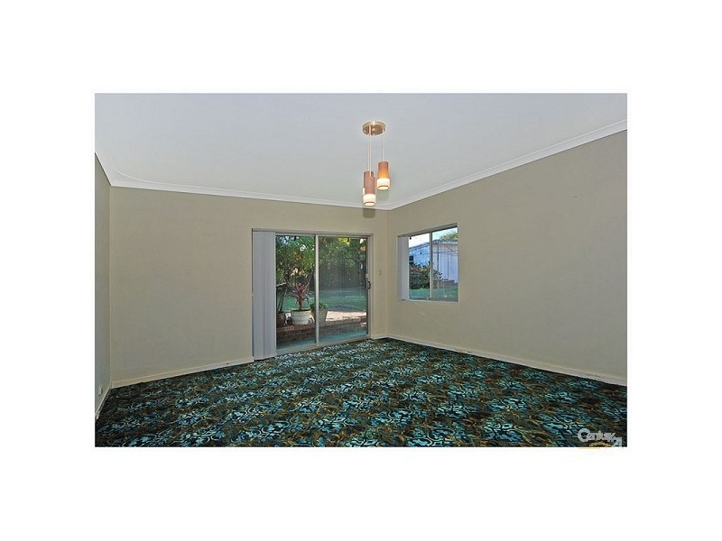 27 Elabana Crescent, Dianella WA 6059