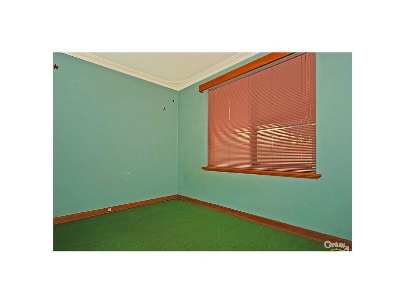 12 Kensington Avenue, Dianella WA 6059