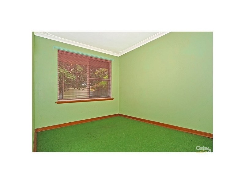 12 Kensington Avenue, Dianella WA 6059