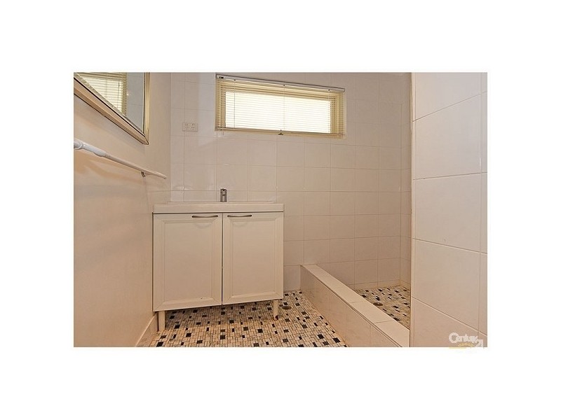 8b Clevedon Place, Kallaroo WA 6025