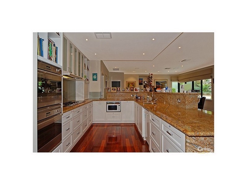 7 Davena Street, Dianella WA 6059