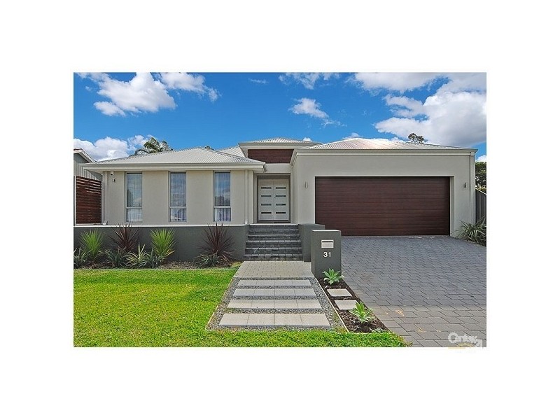 31 Rothbury Road, Embleton WA 6062