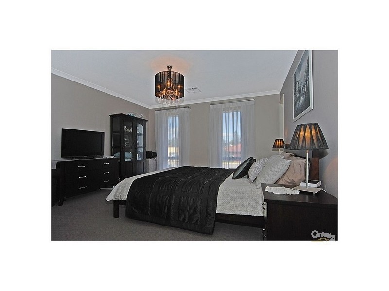 31 Rothbury Road, Embleton WA 6062