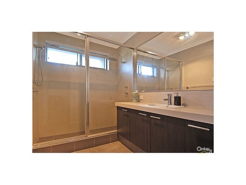 31 Rothbury Road, Embleton WA 6062