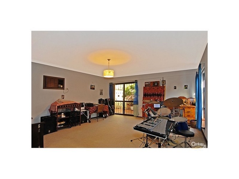 476 The Strand, Dianella WA 6059