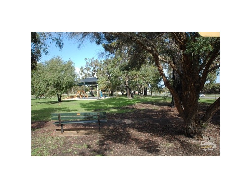 4-92 Alexander Drive, Dianella WA 6059