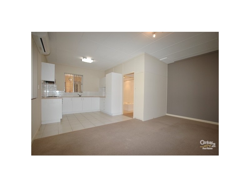 4-92 Alexander Drive, Dianella WA 6059