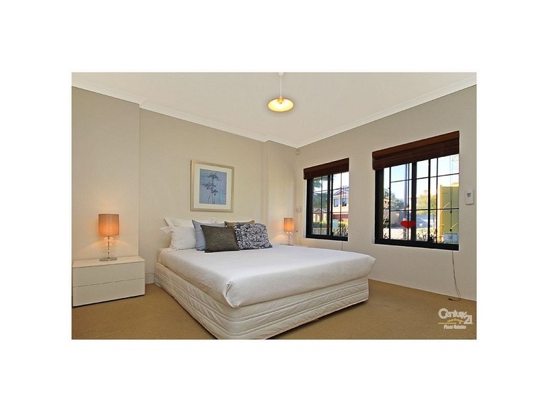 6 Casa Place, Inglewood WA 6052