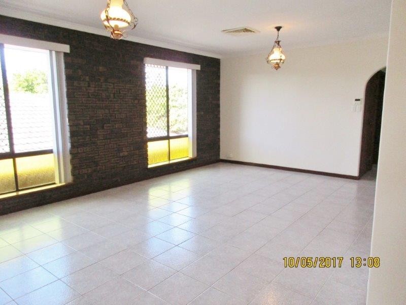 76 Booker Street, Dianella WA 6059