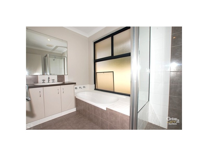 27 Yaroomba Place, Clarkson WA 6030