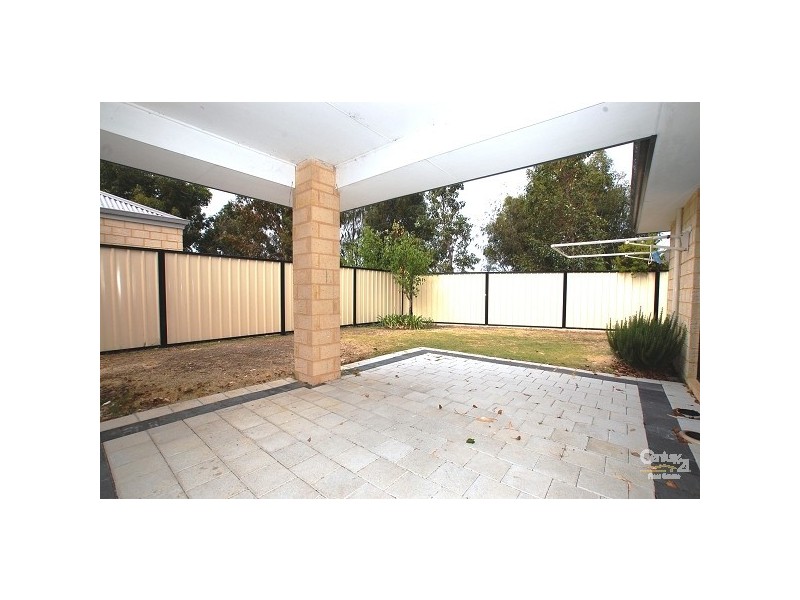 27 Yaroomba Place, Clarkson WA 6030