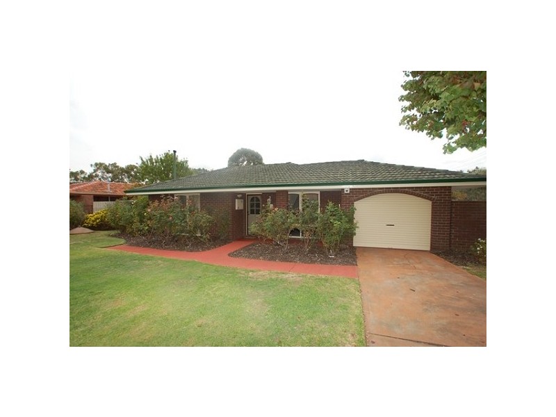 2 Babington Crescent, Bayswater WA 6053