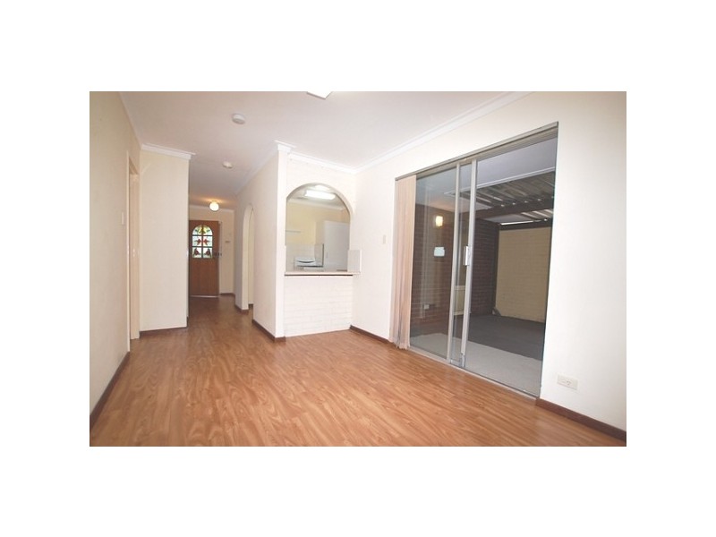 2 Babington Crescent, Bayswater WA 6053