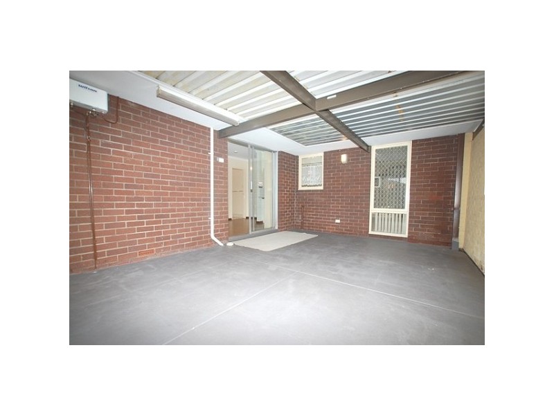 2 Babington Crescent, Bayswater WA 6053