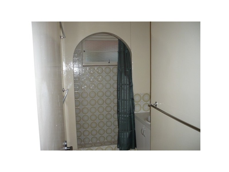 2 Babington Crescent, Bayswater WA 6053