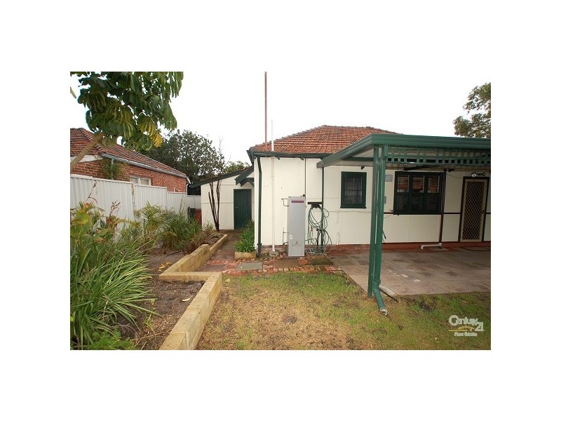 1 Whittaker Street, Bayswater WA 6053