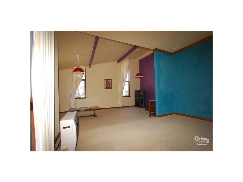 12 Golding Street, Dianella WA 6059