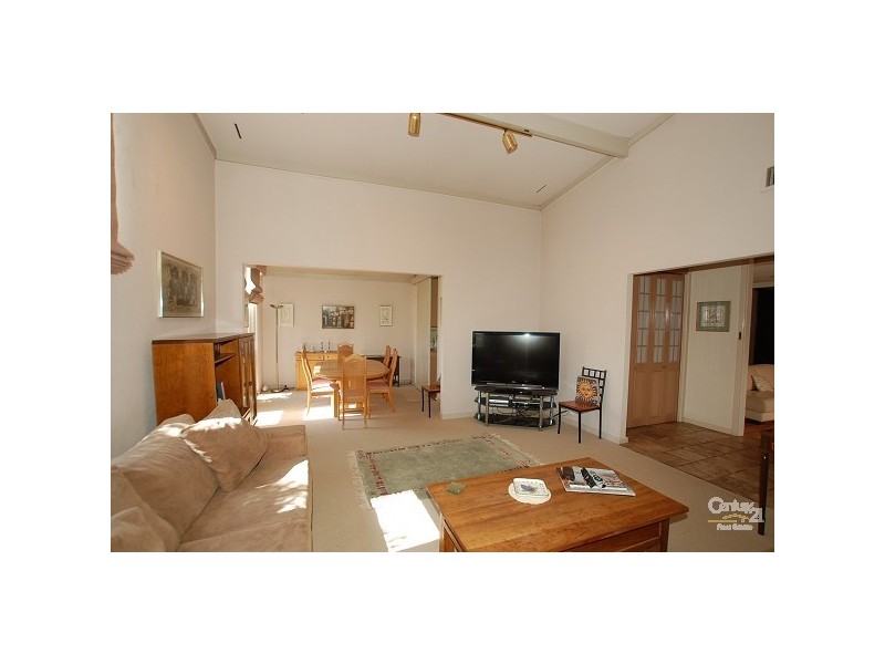 16 Golding Street, Dianella WA 6059