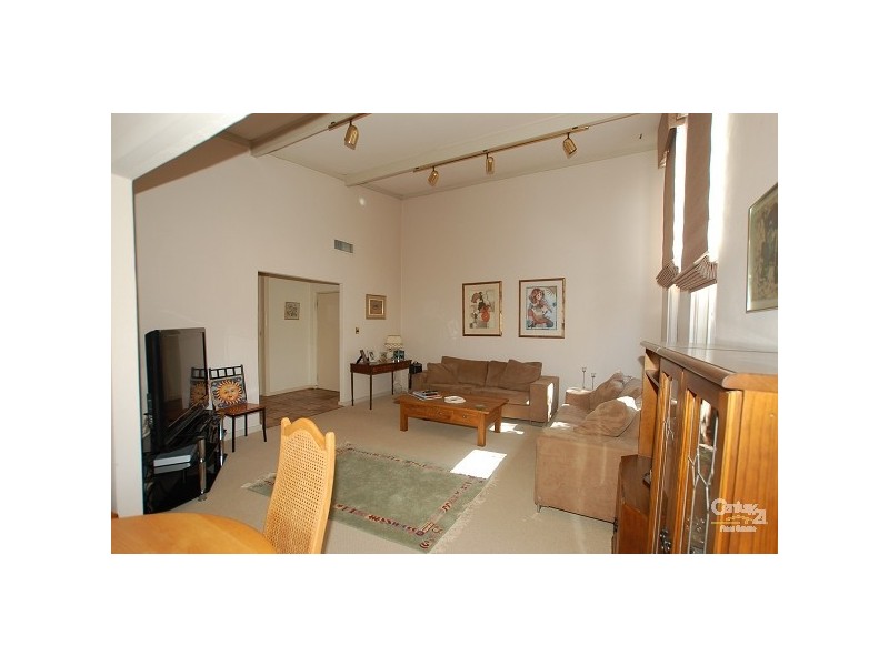 16 Golding Street, Dianella WA 6059