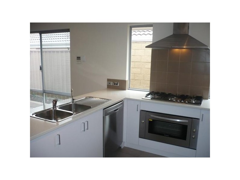 1/96 Boulton Street, Dianella WA 6059