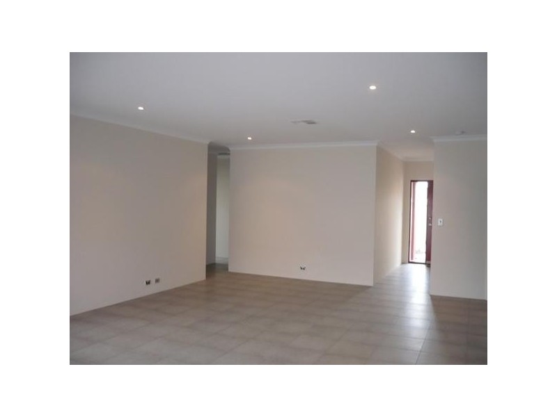 2/96 Boulton Street, Dianella WA 6059