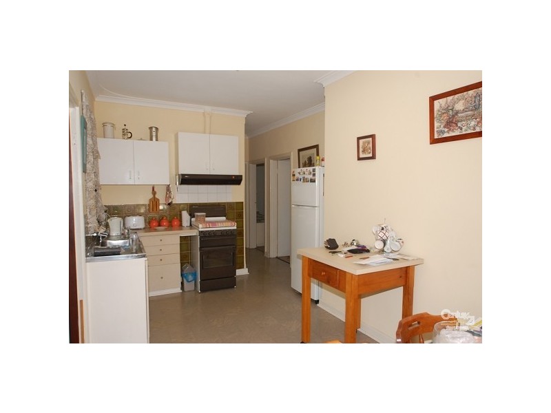 269 Grand Promenade, Dianella WA 6059