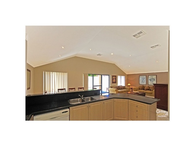 323 Cape Street, Yokine WA 6060