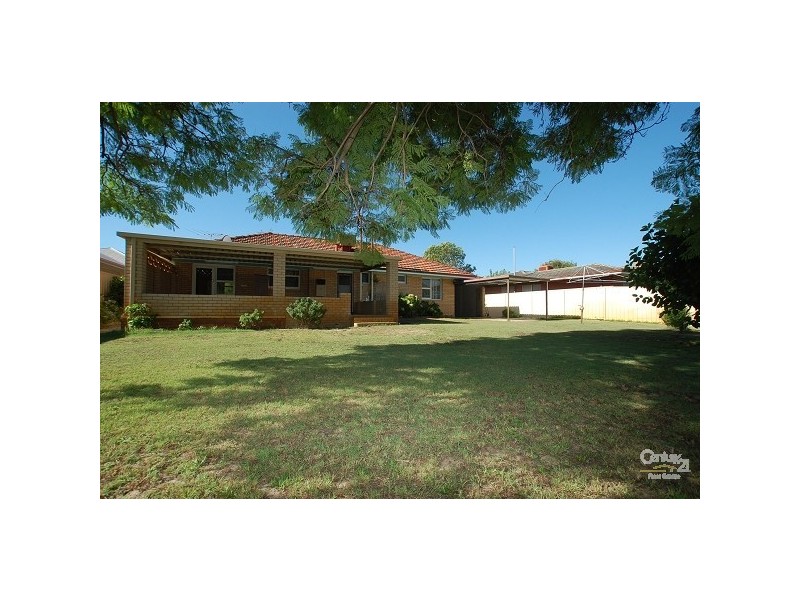 34 Malba Crescent, Dianella WA 6059