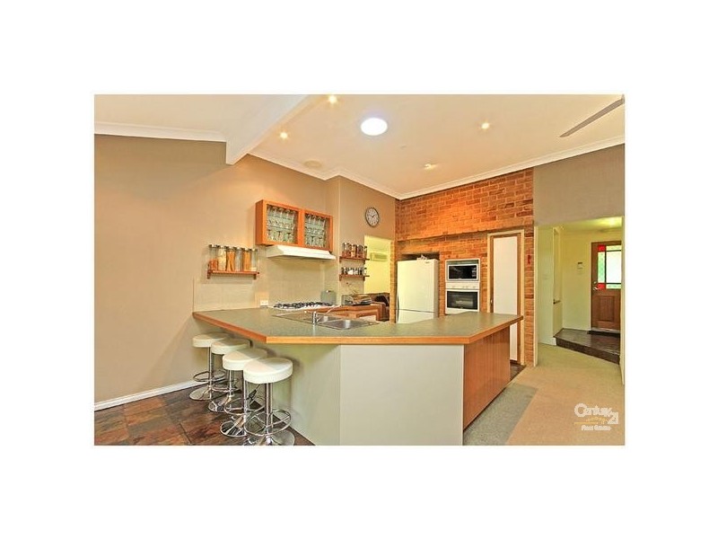 3 Blackthorn Road, Eden Hill WA 6054