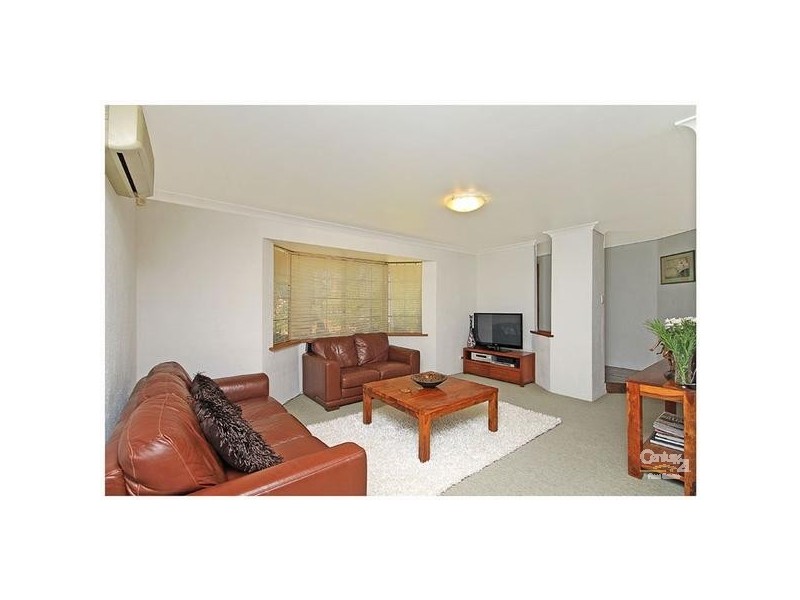 3 Blackthorn Road, Eden Hill WA 6054