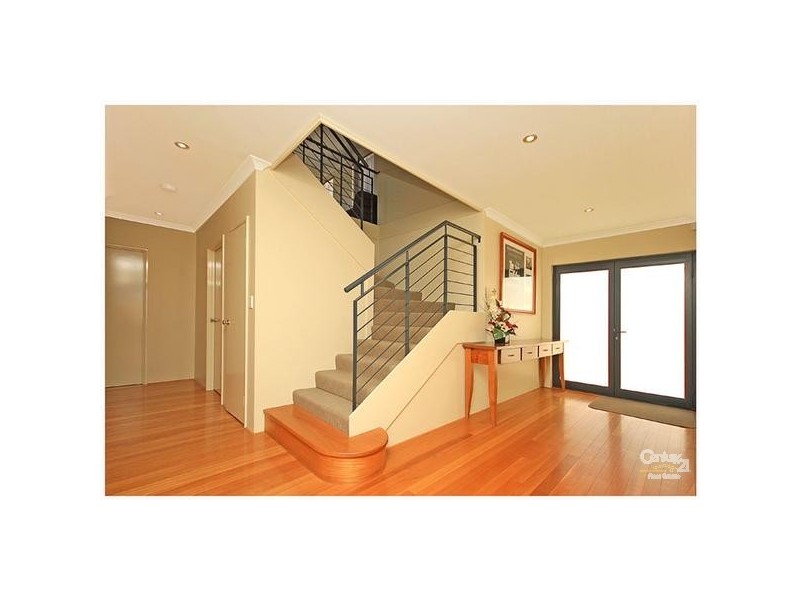 7 Karloo Place, Dianella WA 6059