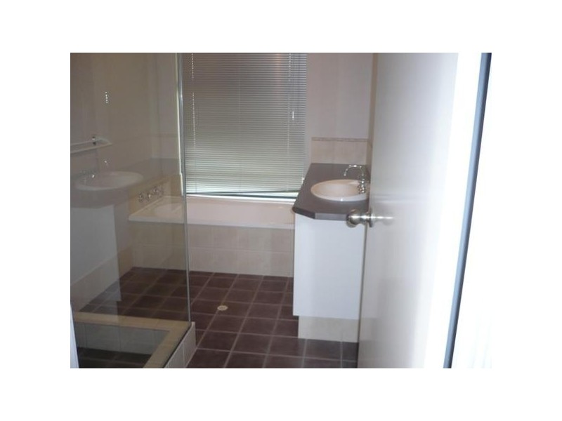 24 Jacqueline Street, Bayswater WA 6053