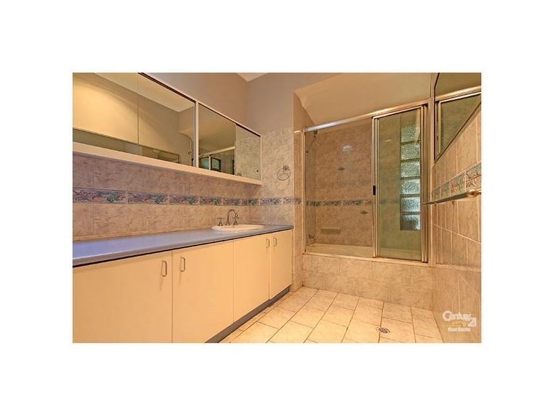 11 Delphine Avenue, Dianella WA 6059