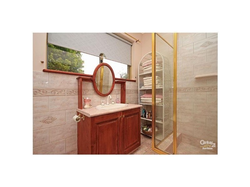 11 Delphine Avenue, Dianella WA 6059