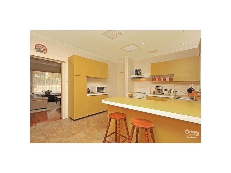 11 Delphine Avenue, Dianella WA 6059