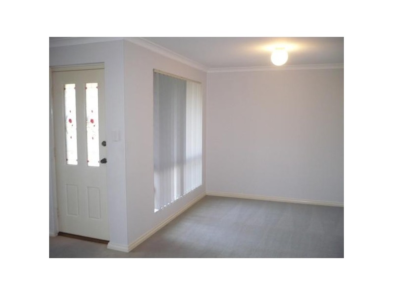 1/33 Golfview Street, Yokine WA 6060