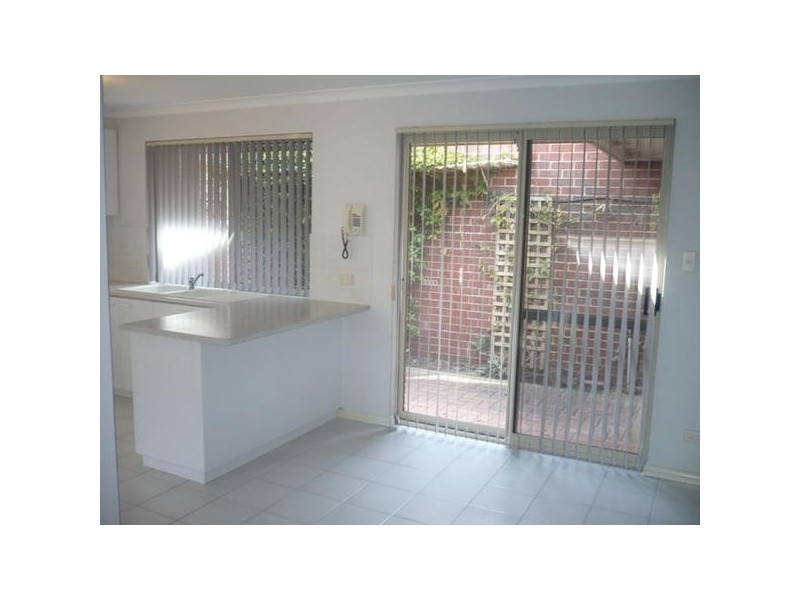 1/33 Golfview Street, Yokine WA 6060