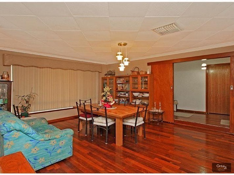 8 Meredith Way, Dianella WA 6059