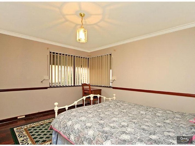 444b Grand Promenade, Dianella WA 6059