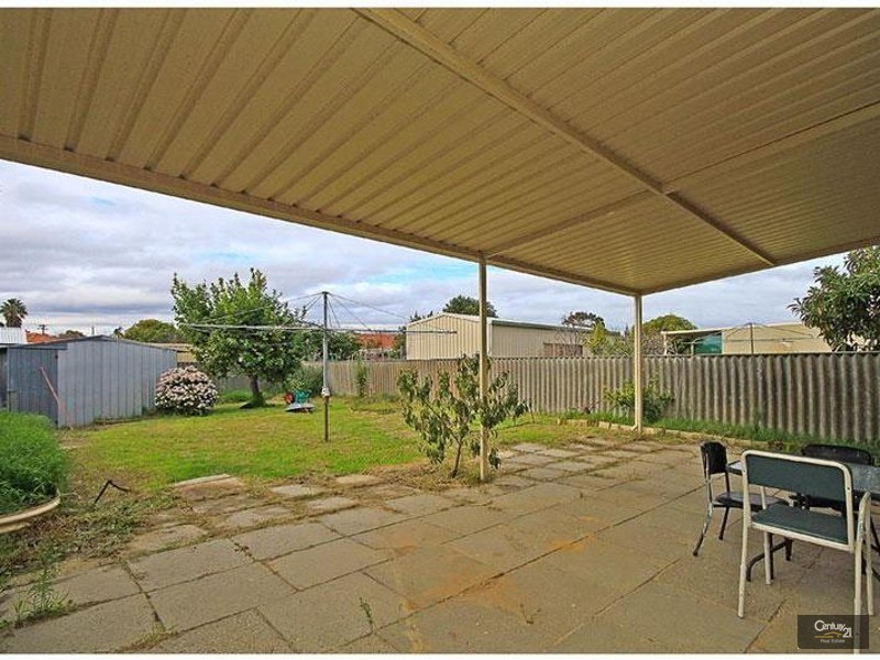 444b Grand Promenade, Dianella WA 6059