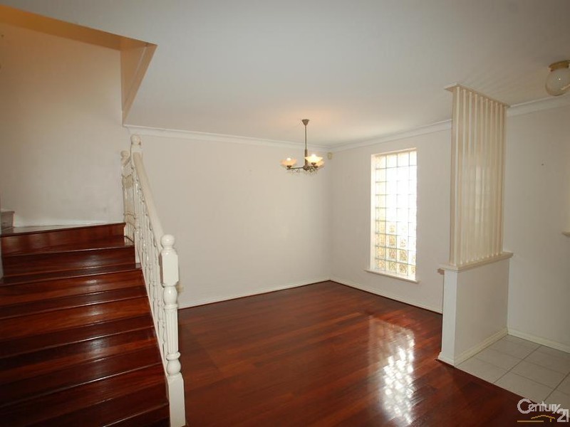 4/4 Swanview Terrace, Maylands WA 6051