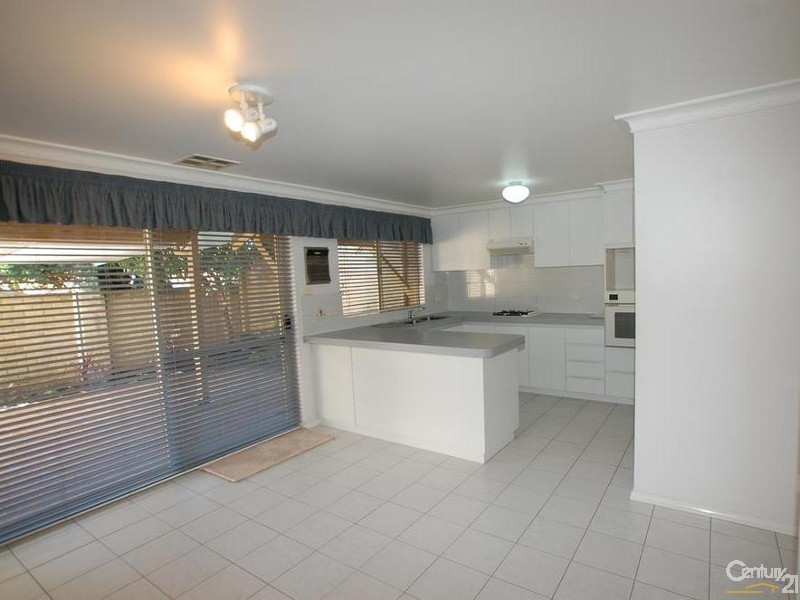 4/4 Swanview Terrace, Maylands WA 6051