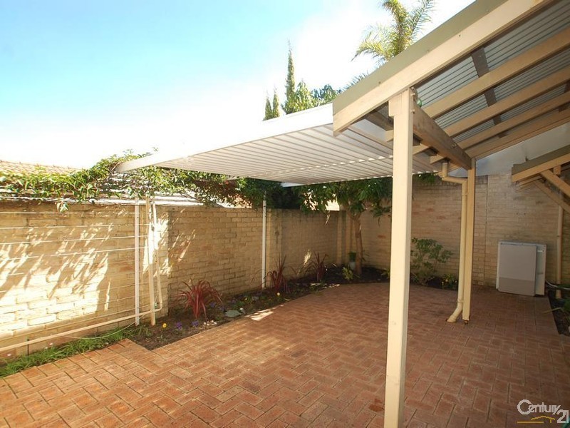4/4 Swanview Terrace, Maylands WA 6051