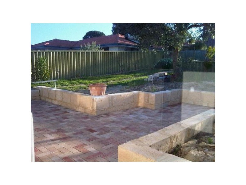 11 Irwin Road, Embleton WA 6062