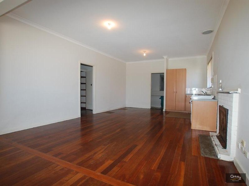 42 Maurice Street, Embleton WA 6062