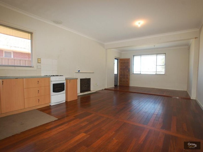 42 Maurice Street, Embleton WA 6062