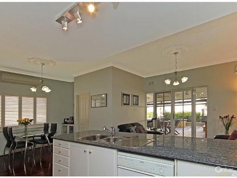 16b Arthur Street, Inglewood WA 6052