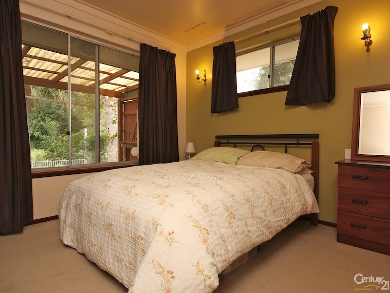 25 Trafalgar Road, Lesmurdie WA 6076