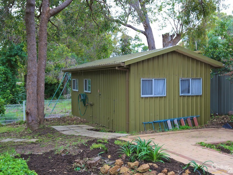 25 Trafalgar Road, Lesmurdie WA 6076
