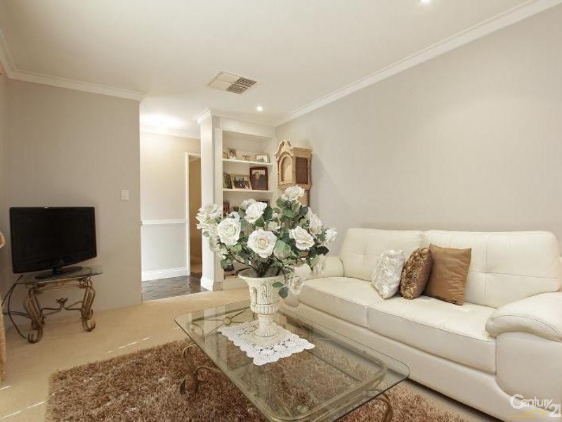 3 The Haven, Ballajura WA 6066